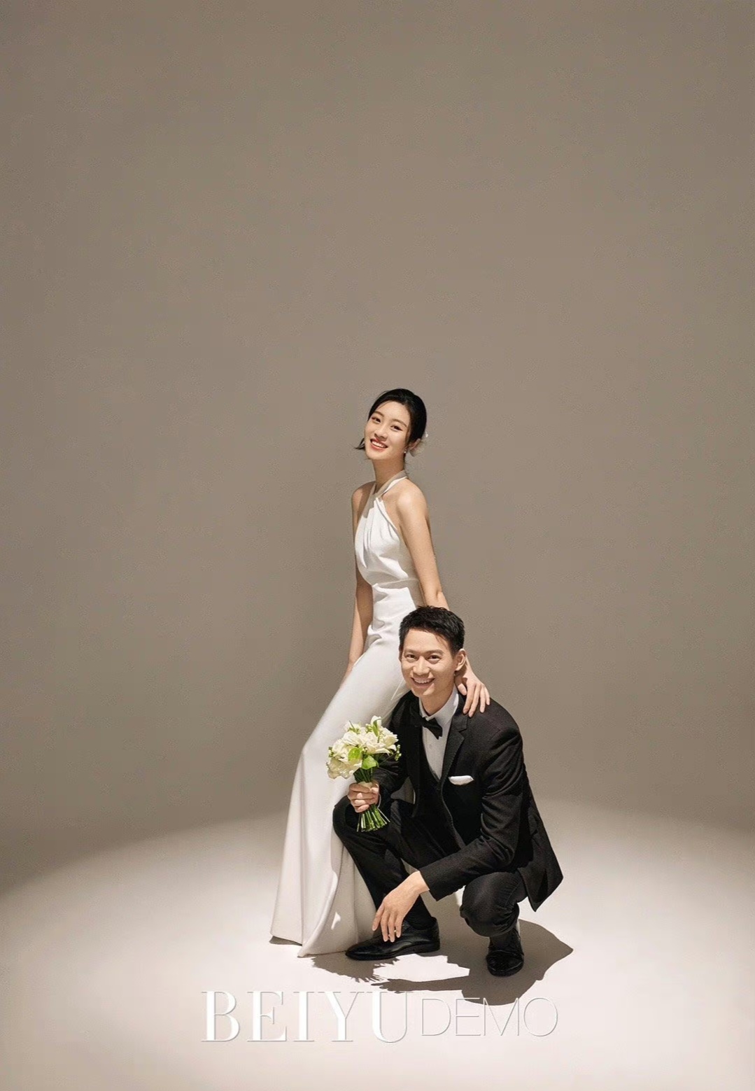 国乒名将周雨官晒结婚证,乒乓球周雨有女朋友吗