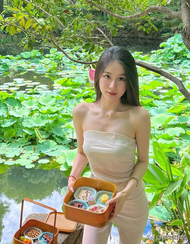 范志毅大女儿和现任妻子,范志毅妻子和女儿
