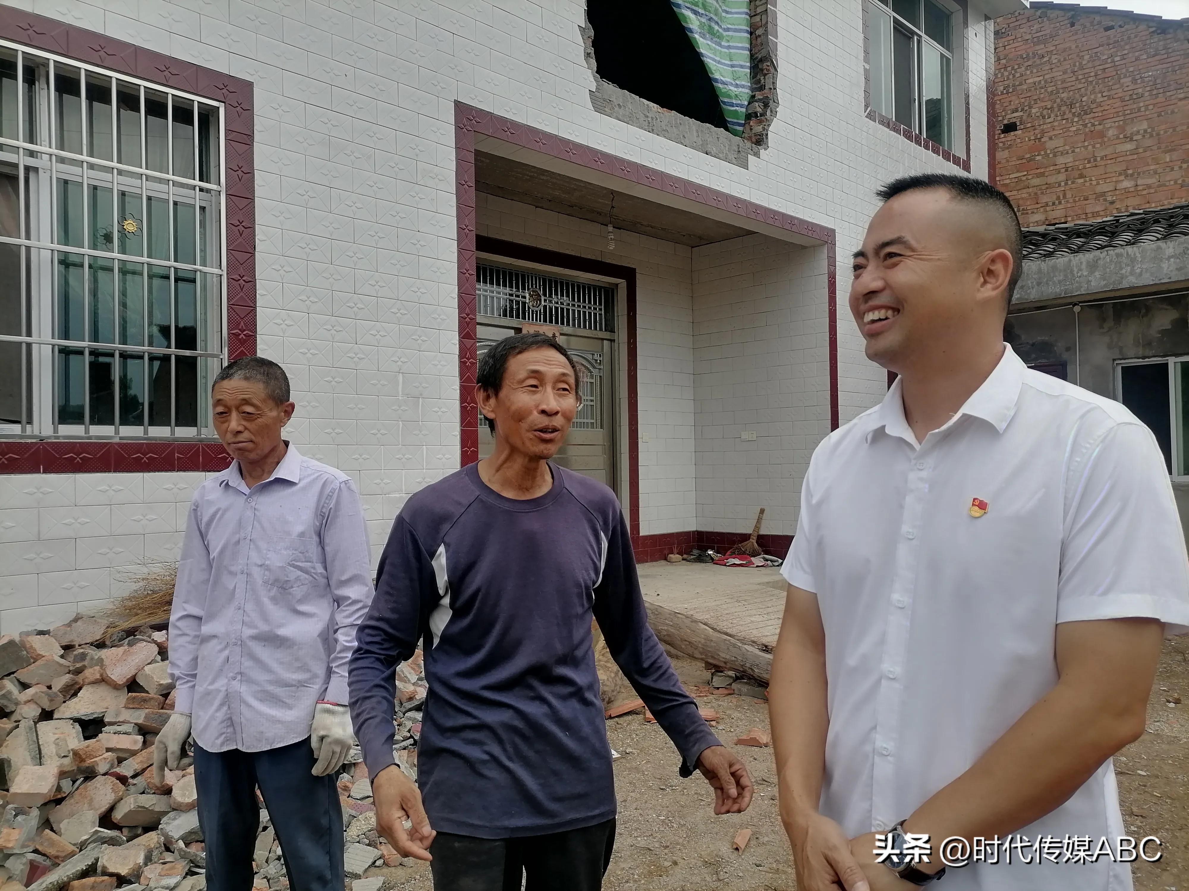 乡村振兴领头雁群众致富引路人,乡村振兴村民致富领头雁