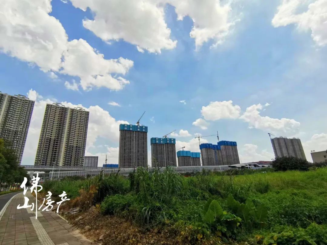 倒计时，有新盘前后相差50万！给10万内转费可降价5000+？