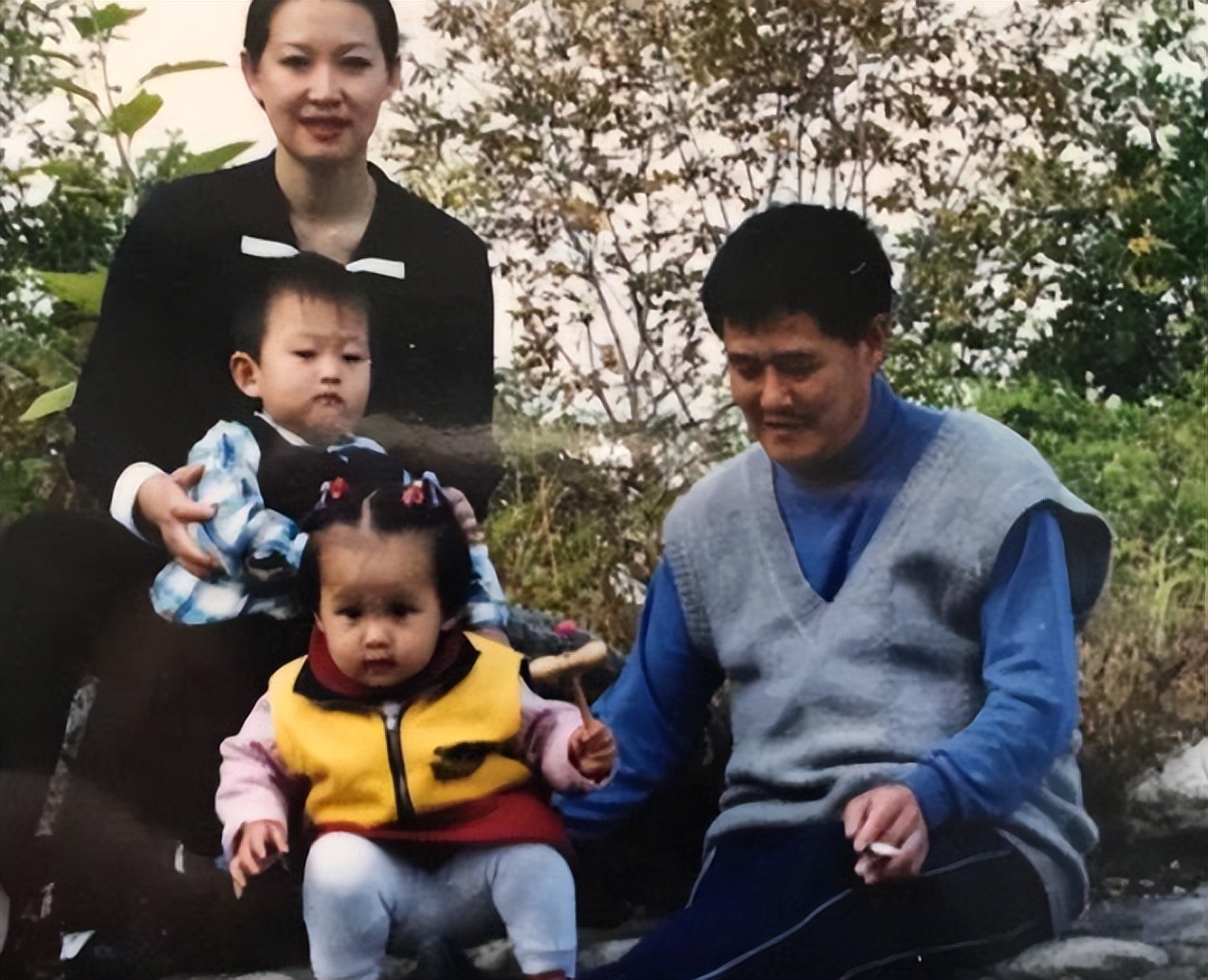 赵本山女儿球球答谢宴视频,赵本山评价女儿球球