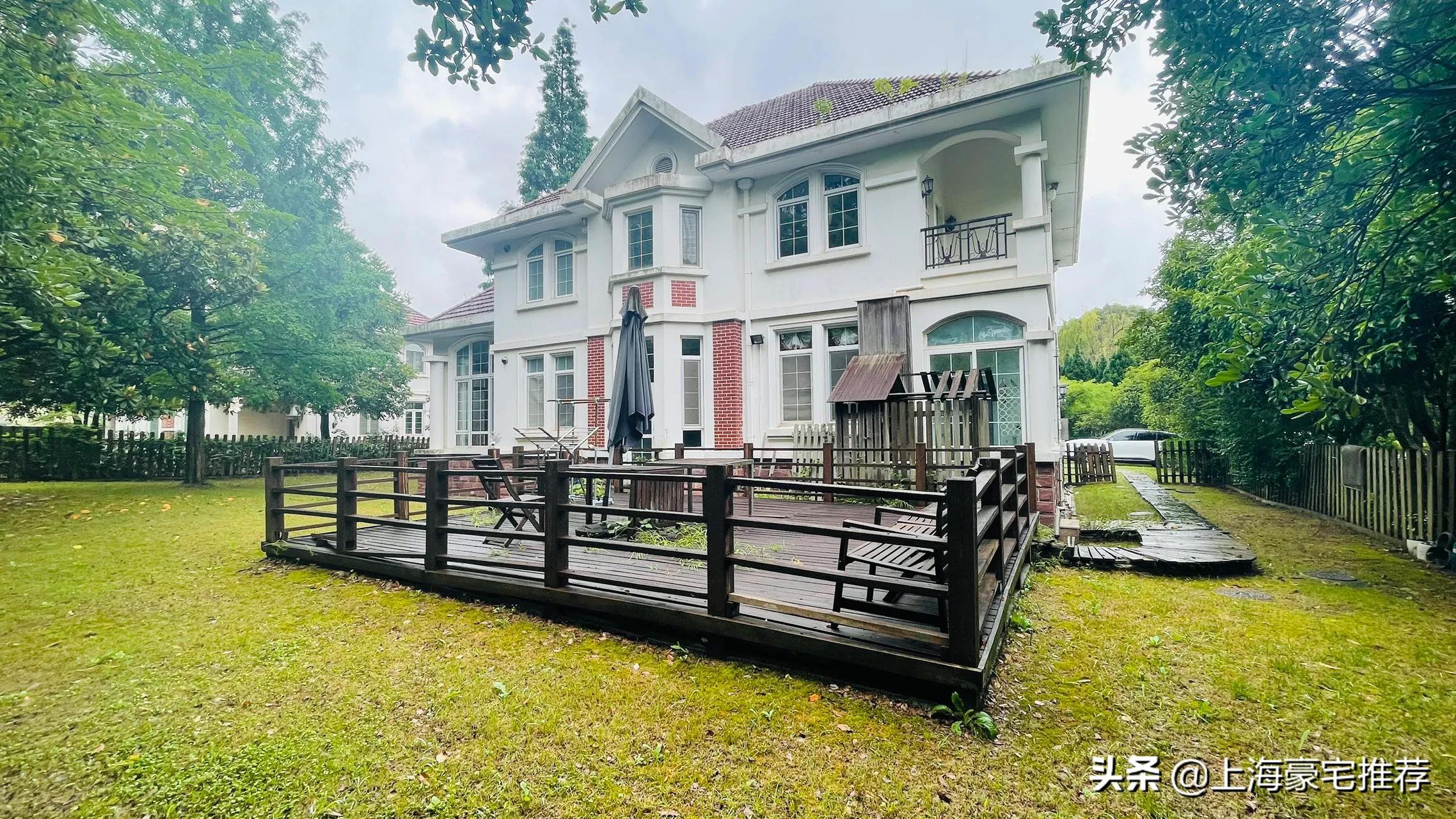 超奢法式顶级庄园别墅外观图,最新豪华欧式大气庄园别墅