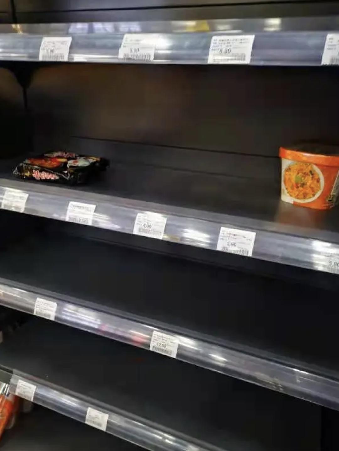 他发消息求助后，香港半个娱乐圈都来了