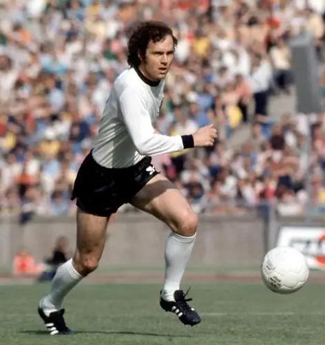 巴西跟德国世界杯哪个赢得多,巴西跟德国哪个队谁的冠军最多