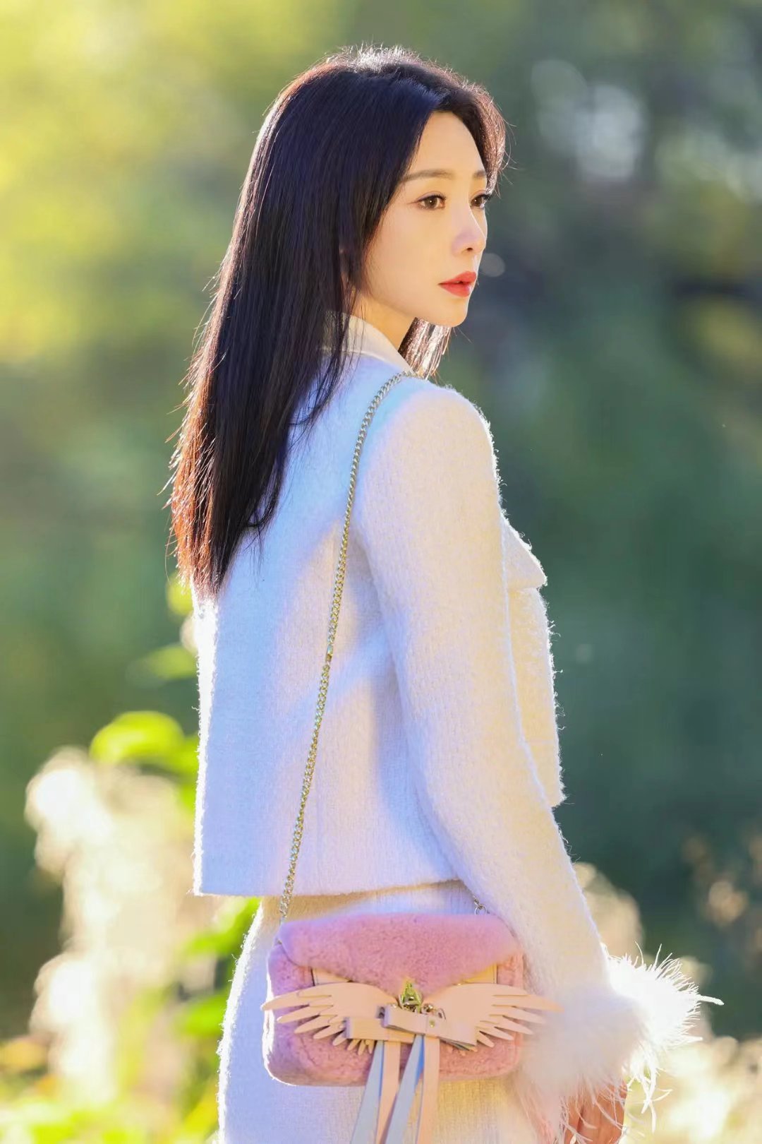 用过去将来时表示未实现的动作,过去将来时表示未完成吗