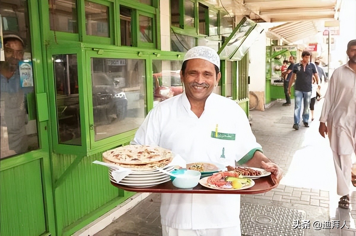 阿迪达斯迪拜联名,阿迪达斯adimatic联名面包鞋