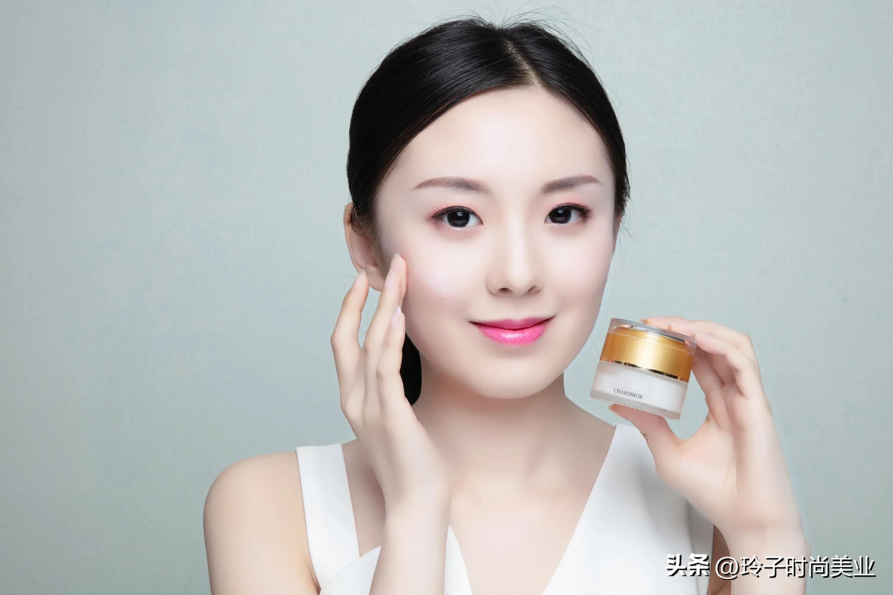 入秋后，这些一瓶就能同时解决滋润抗老修复的多效面霜，赶紧收藏