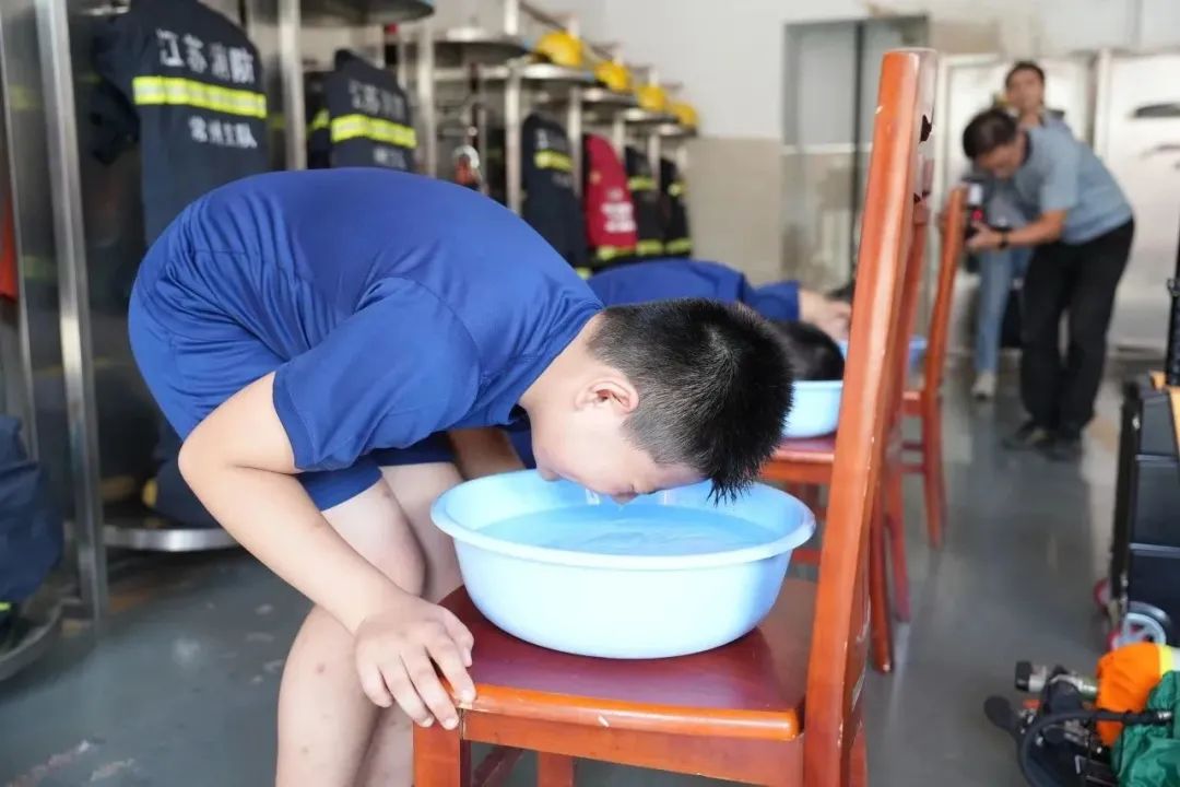 蓝焰守护哈利波特,蓝焰守护者