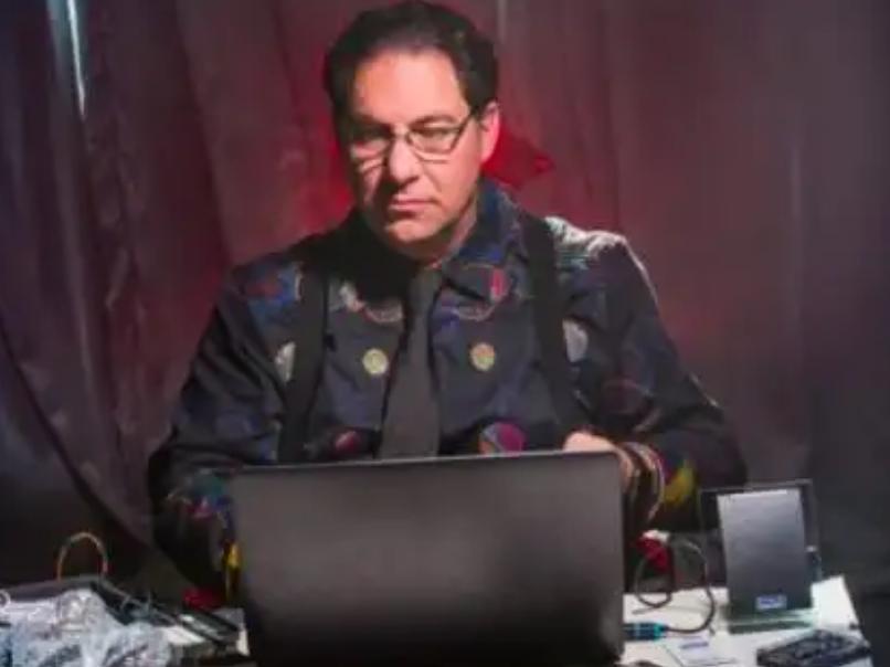 他16岁黑进五角大楼，差点按下*弹核**按钮，被称为世界第一黑客