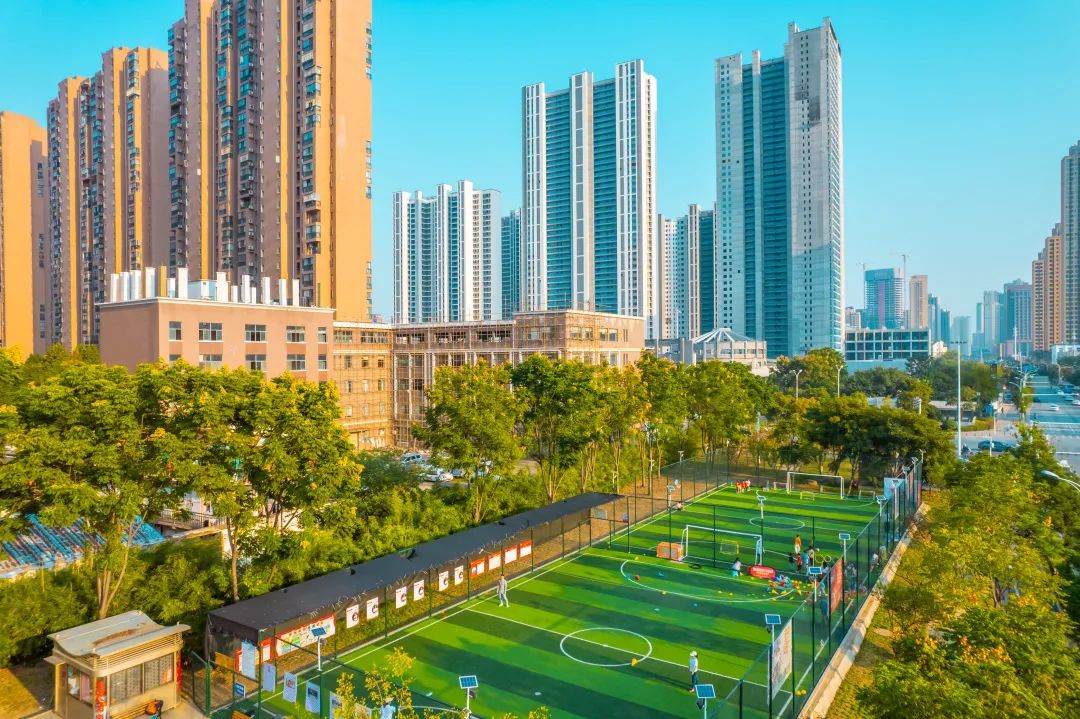 在尘世间的相遇,在城市的每一个角落不期而遇