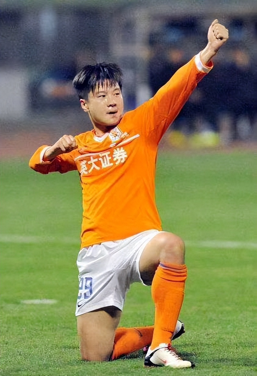 健力宝足球留洋名单有孙继海吗,中国足球4位最成功的留洋球员