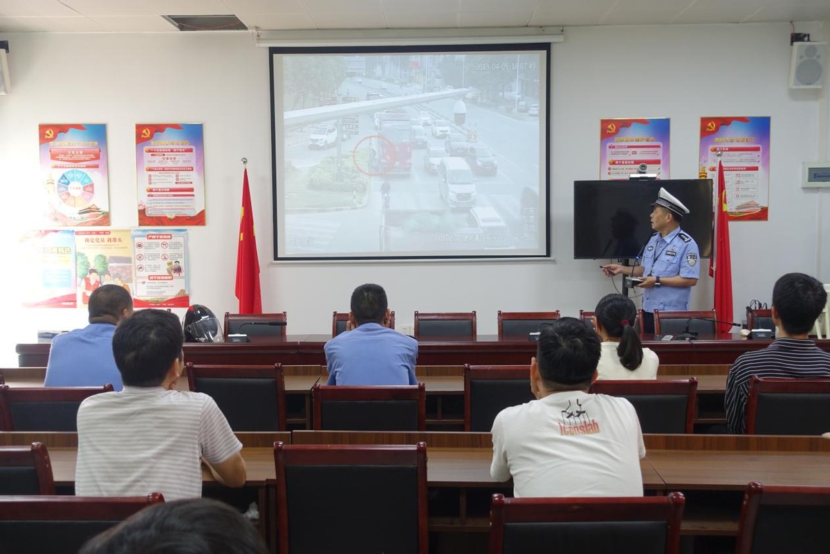 美丽乡村交通安全巡回宣传视频,美丽乡村行交通安全我先行