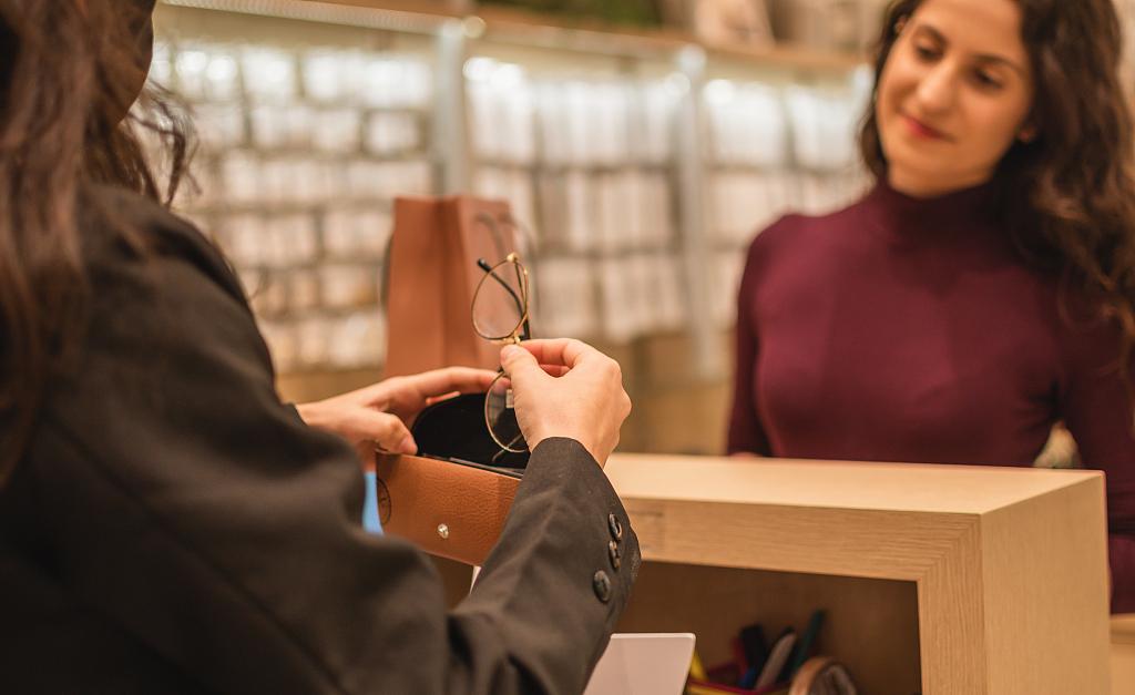 为什么不建议网上配眼镜,从网上配眼镜真的靠谱吗