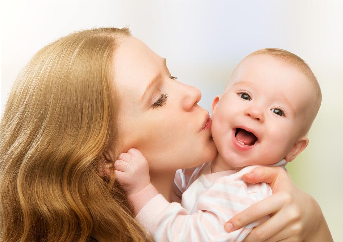 怎么改变孩子晚上睡觉哭闹,孩子夜晚哭闹怎么培养睡眠