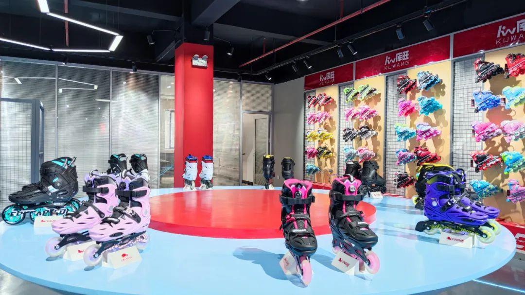 涓浗绾㈣疆婊戦瀷,涓浗鐗岃疆婊戦瀷