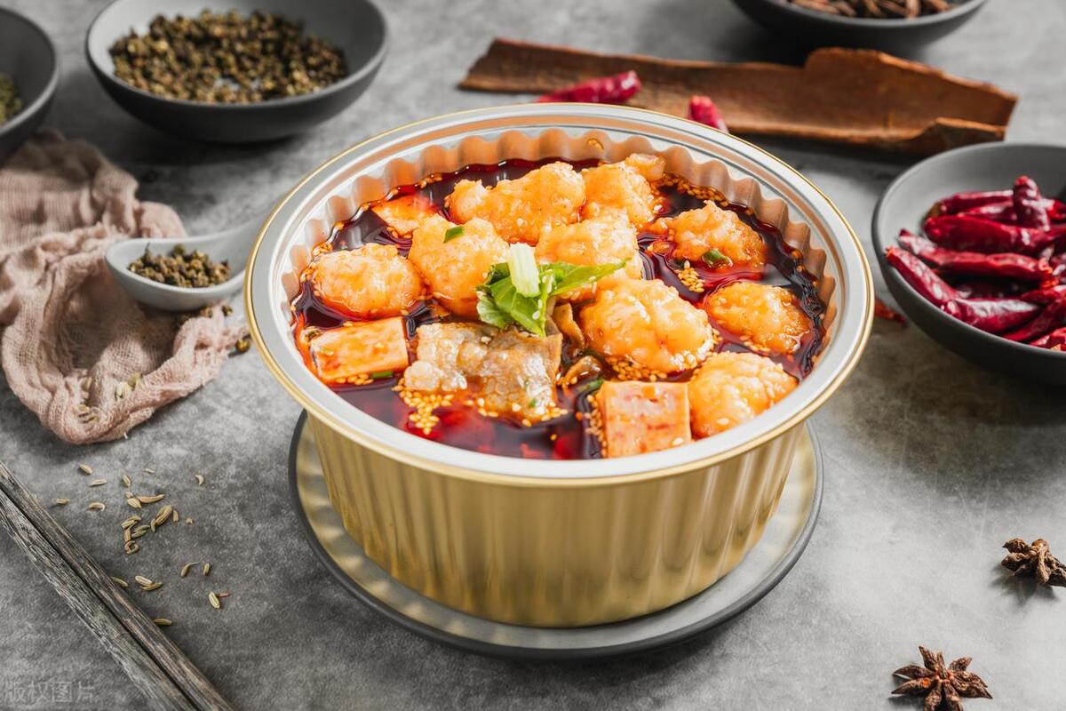 成都麻辣烫和重庆麻辣烫哪个赚钱,开四川麻辣烫店的真实感受