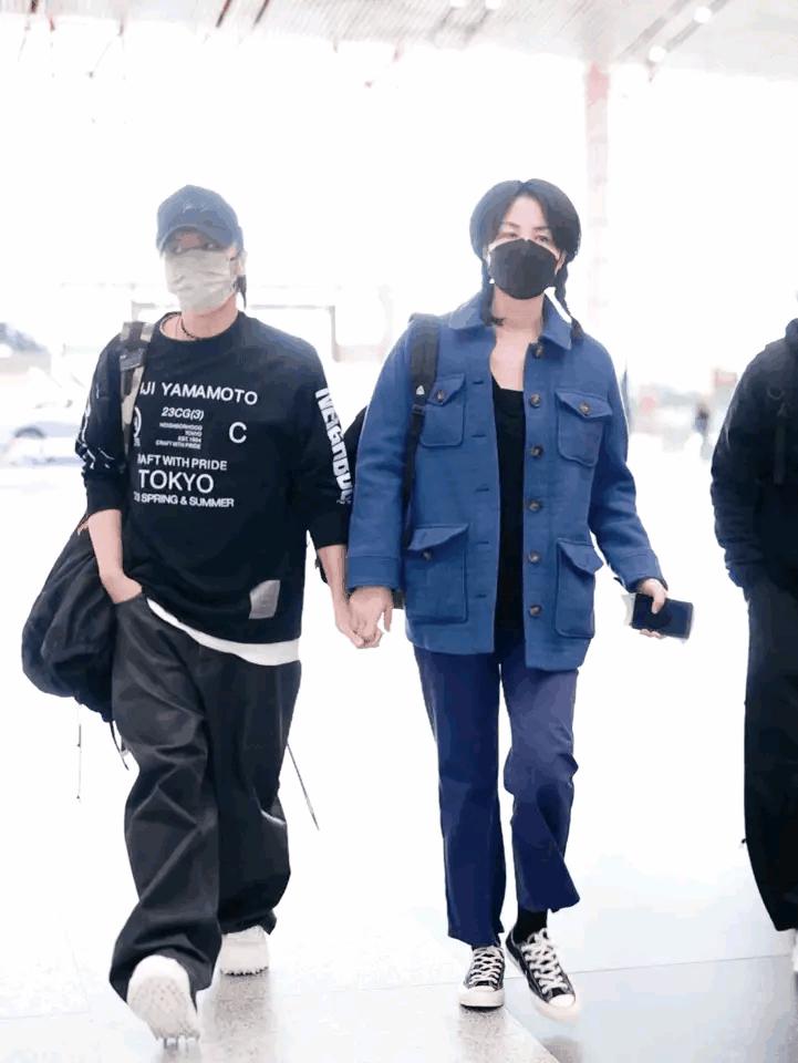 谢霆锋张柏芝王菲最新情况,谢霆锋王菲张柏芝三人同台尴尬吗