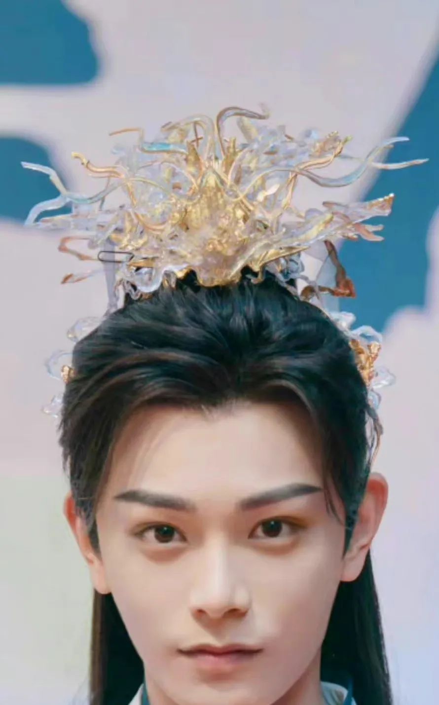 虞书欣雷人造型,虞书欣少女感造型盘点