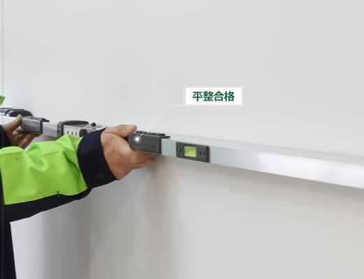 衣柜跟墙面缝隙怎么处理,衣柜箱体与墙面缝隙