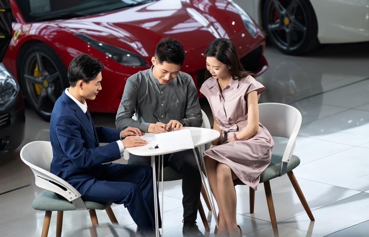 分期买车和全款买车哪个比较好,分期买车好还是全款买车好