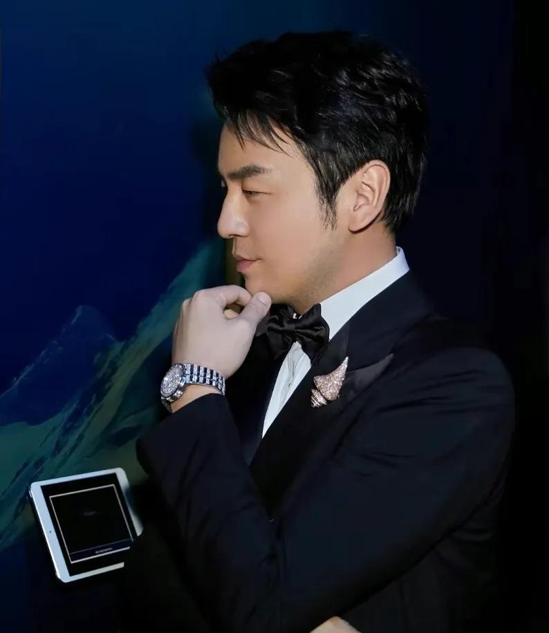 雷佳音白玉兰最佳男主角获奖感言,雷佳音获白玉兰最佳男主角的奖项