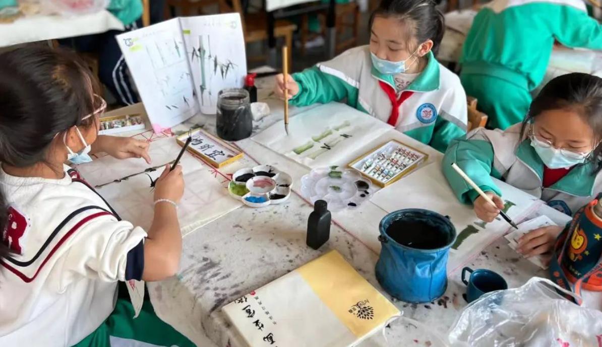 包头北重一中竞赛班,包头市青山区北重一小好吗