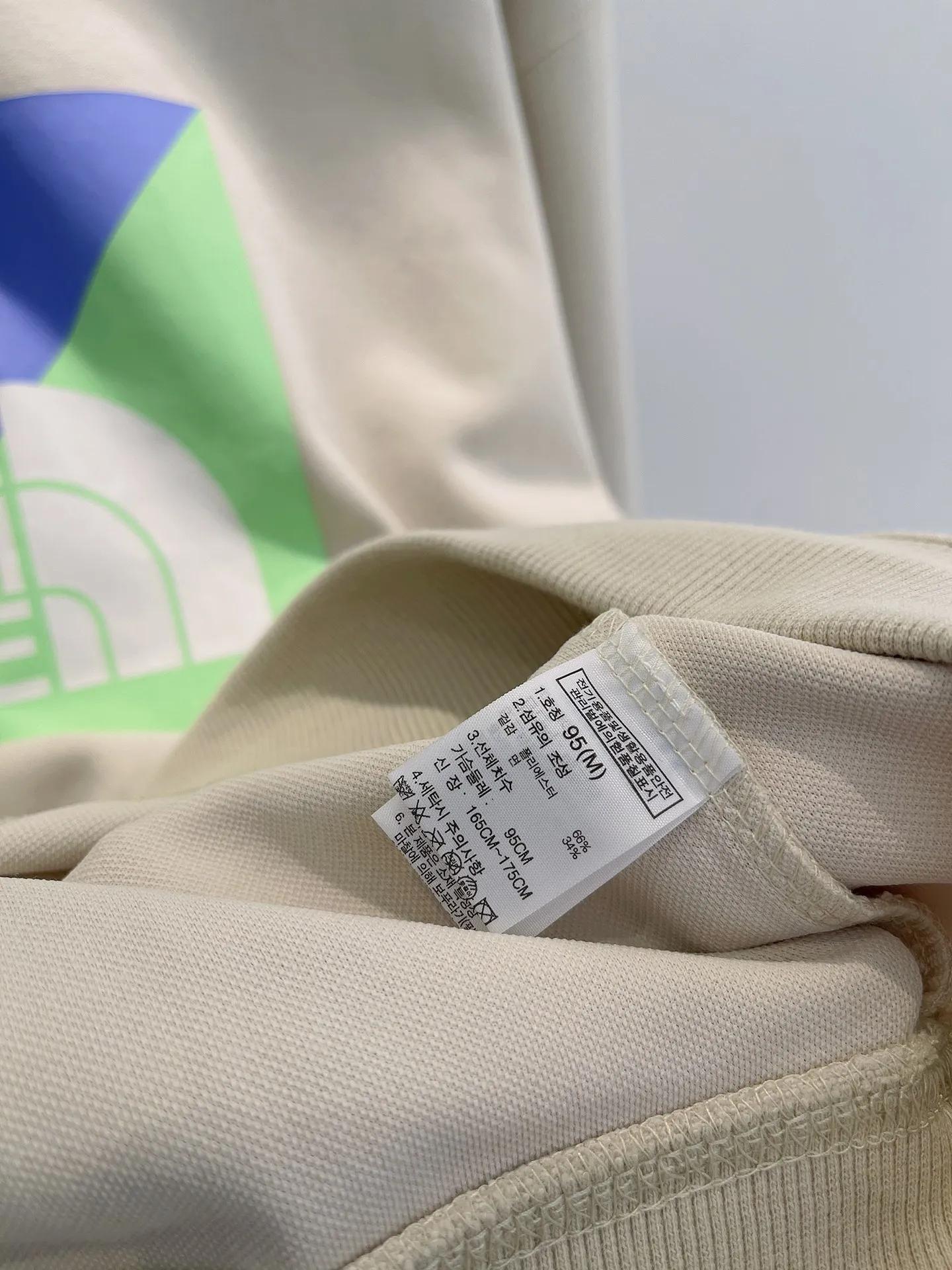 韩国新款连帽卫衣图片,韩国潮牌连帽卫衣