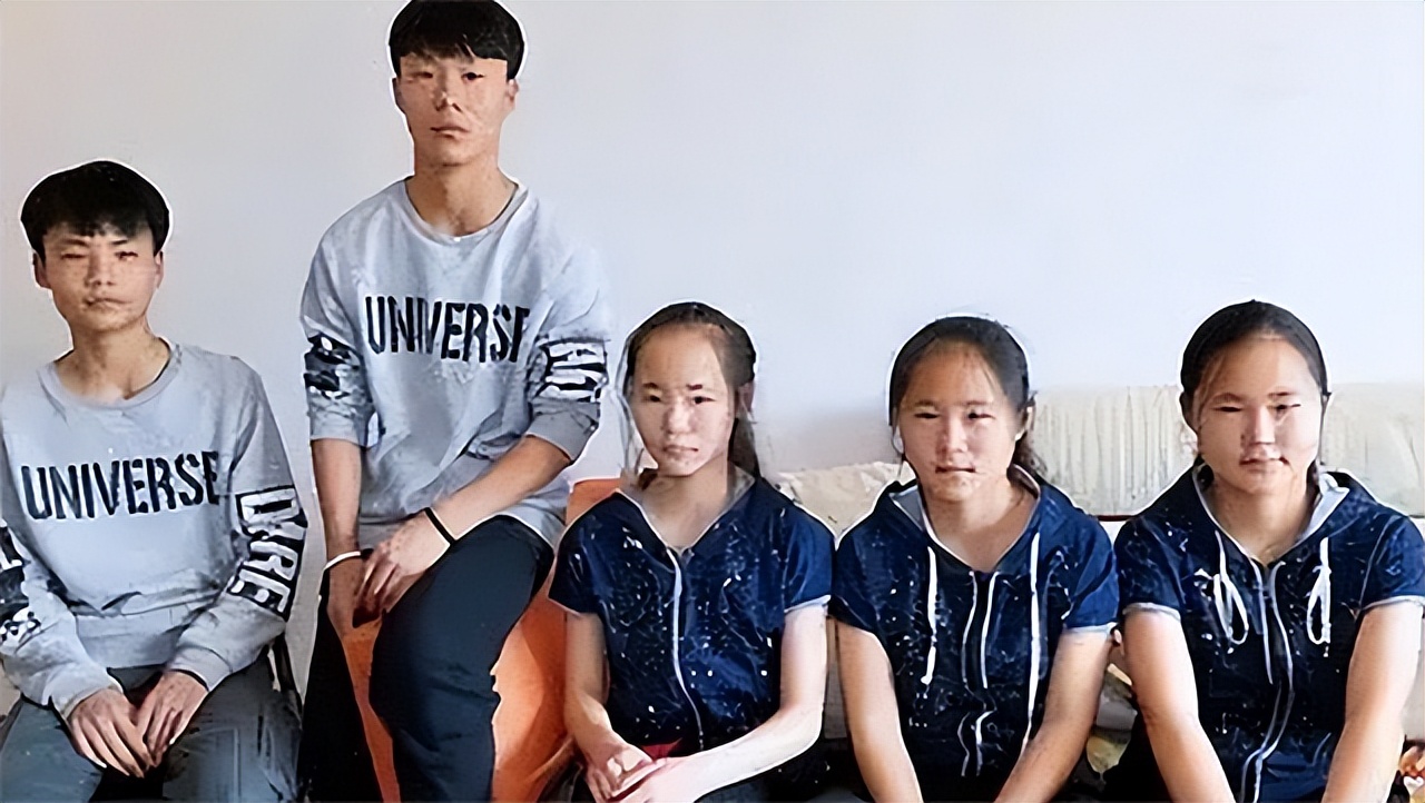 五胞胎妈妈20年前生下五胞胎,五胞胎的妈妈为什么后悔了