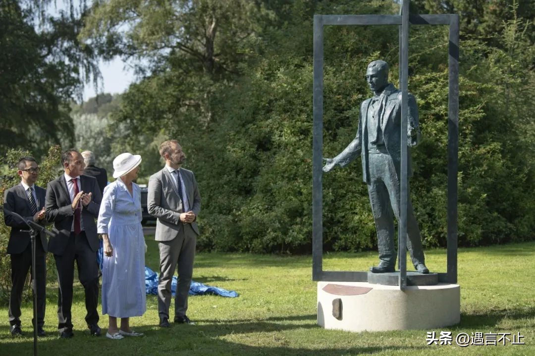 丹麦村里的小叔子爱上了嫂子？大女主女王：我从不信八卦和童话