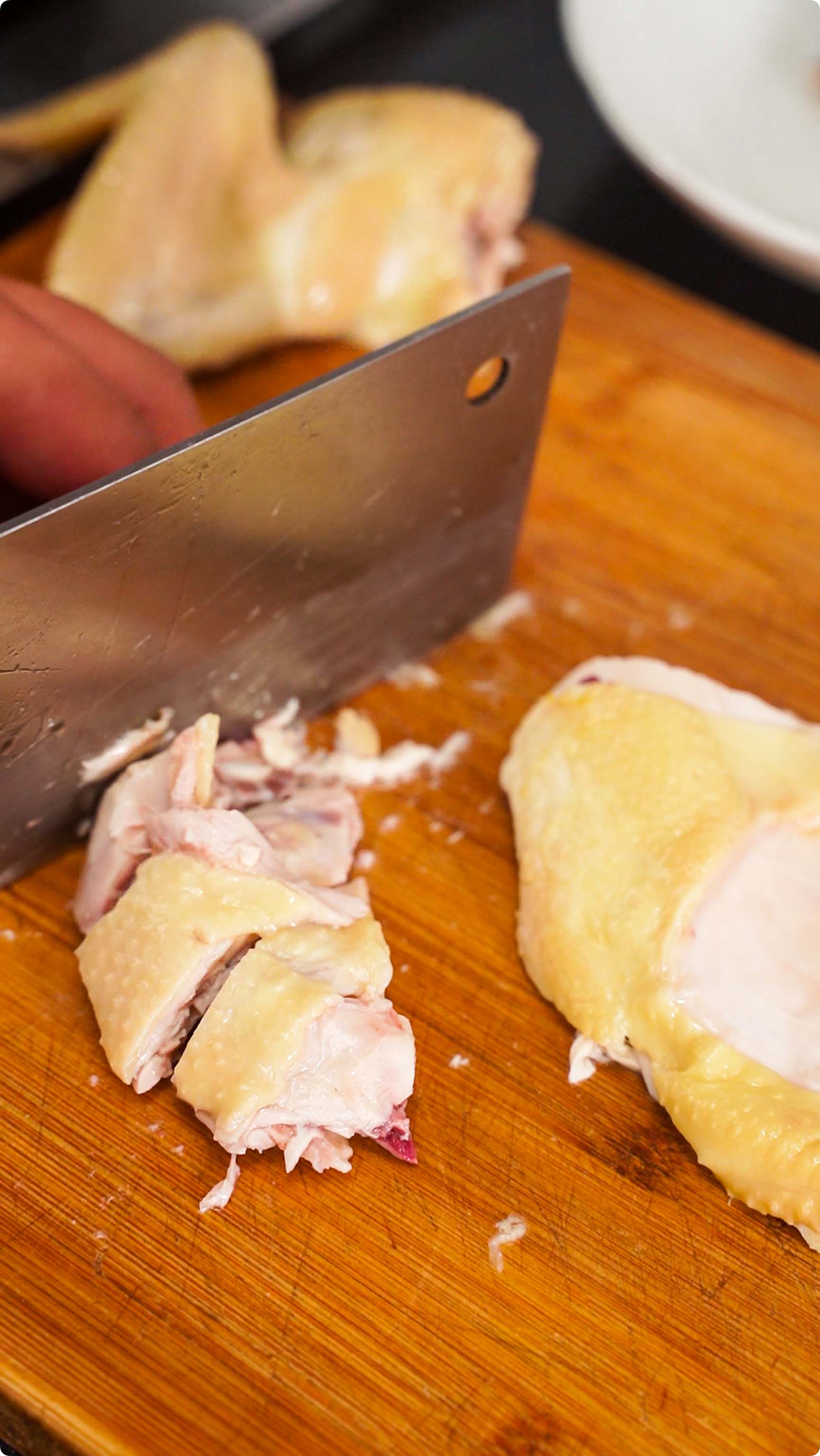 大厨教你做白切鸡视频,白切鸡这样做皮滑肉嫩超简单学会