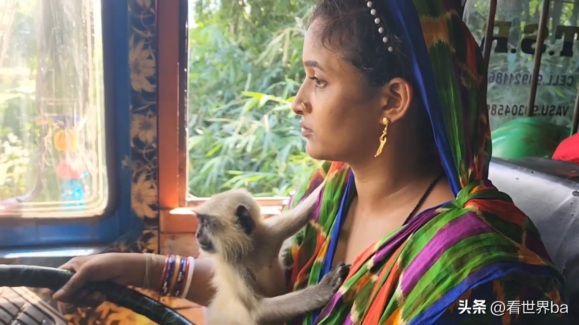 印度女司机开沃尔沃卡车,印度硬核女司机