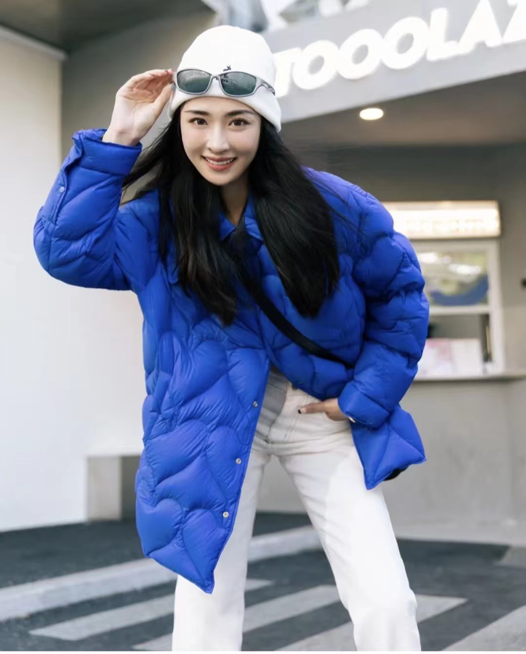 冬季穿什么颜色的羽绒服比较百搭,每个色系都很好看