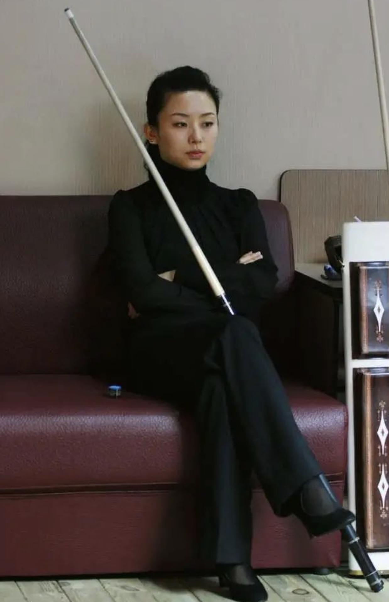 九球天后潘晓婷成长过程,九球天后潘晓婷市值