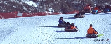 宸濊タ娴极鐨勫ぉ鑺辨澘,鏃嬭浆鏈ㄩ┈宸濊タ缇庢櫙
