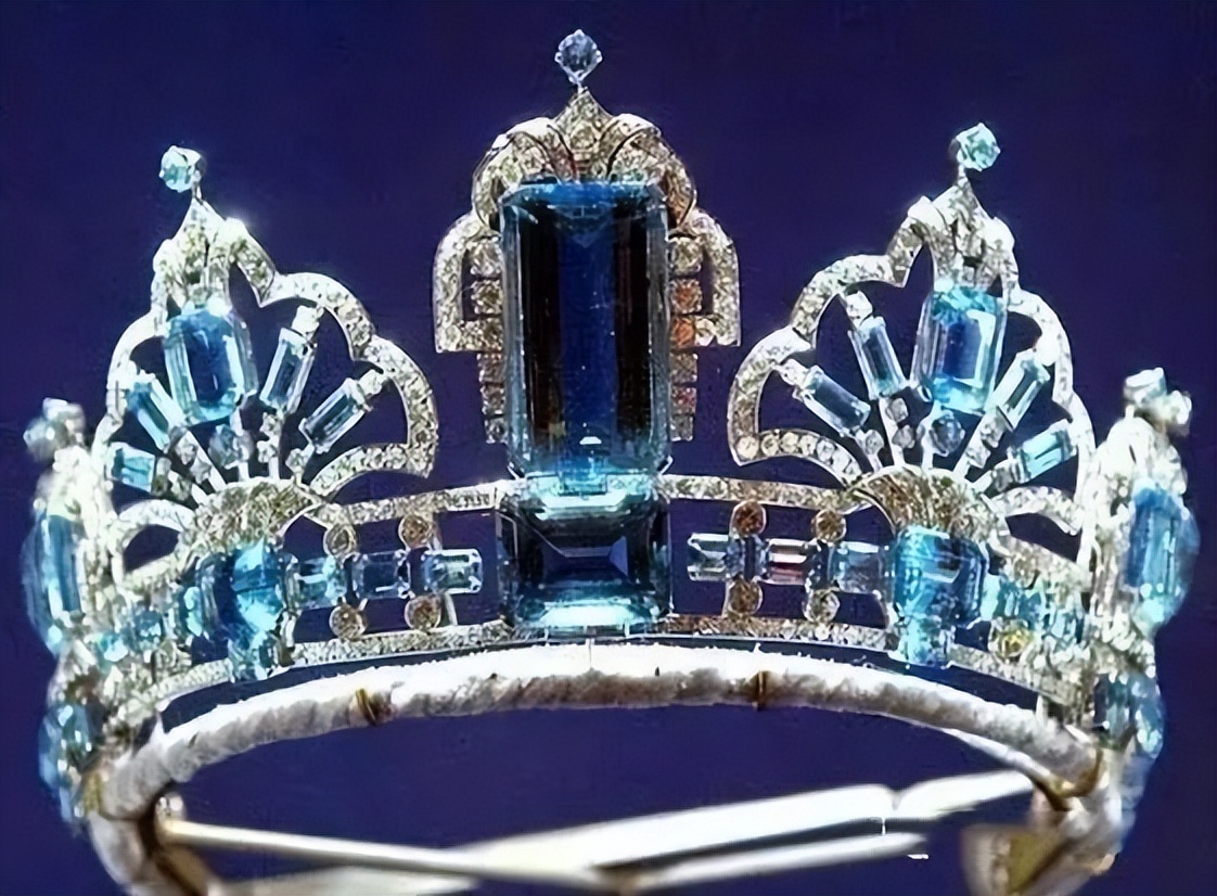 黄金涨钱彩金也跟着涨吗,黄金克价随什么变化