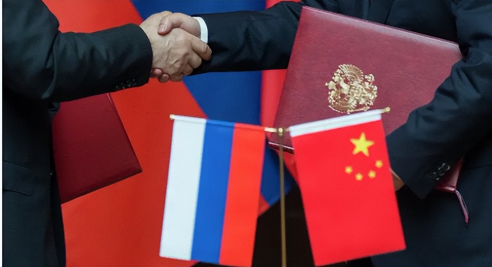 太尴尬！中方刚给予俄方支持，俄反手就给中国出了道难题