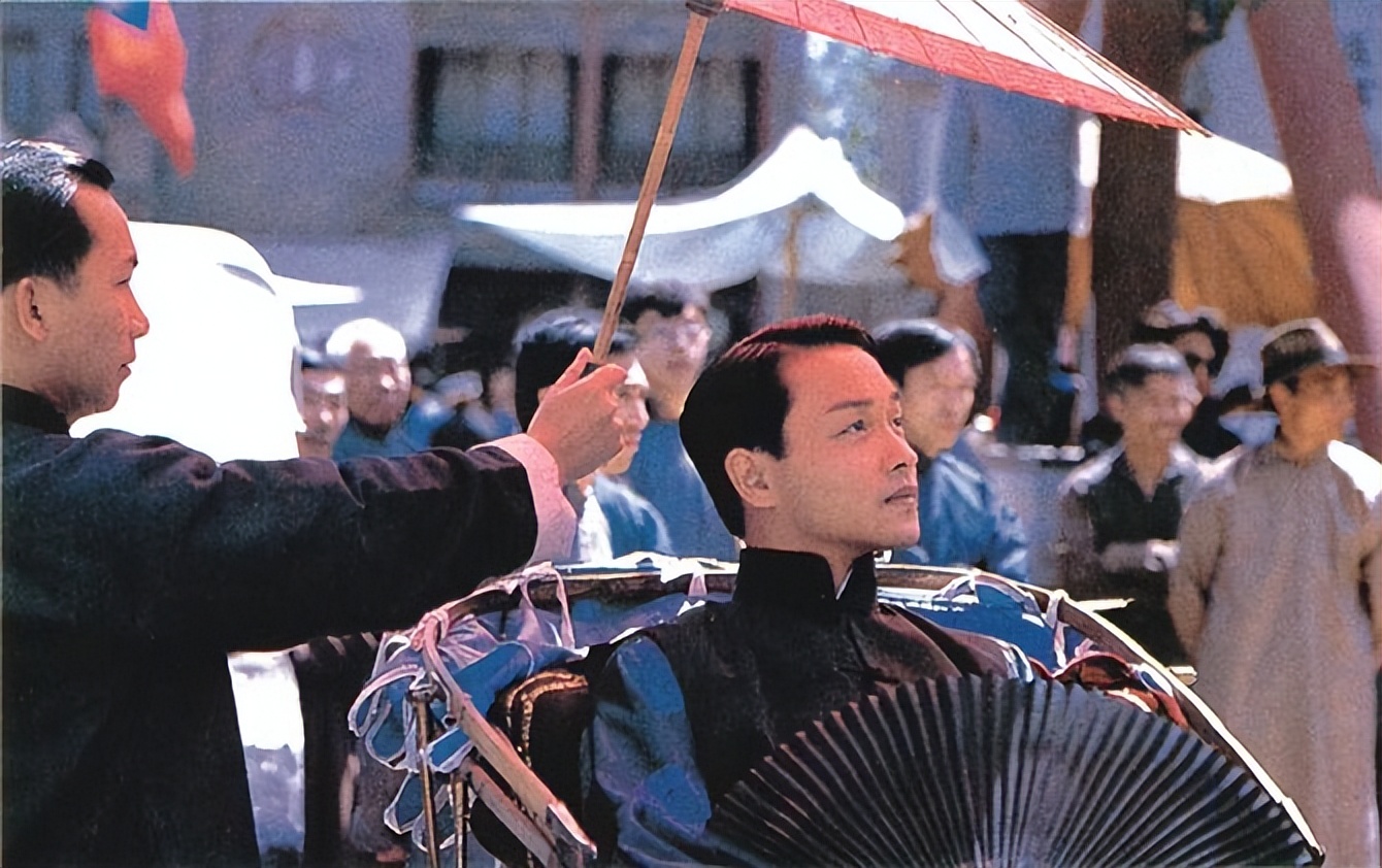 1992年周星驰包揽年度票房前五,1994年票房最高的十部港片