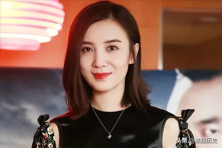 宋佳三段感情生活,41岁宋佳与大7岁绯闻男友