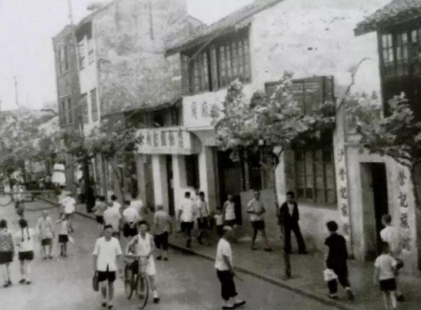 中国第一位办手机号的人是谁,中国首位办理手机号的人