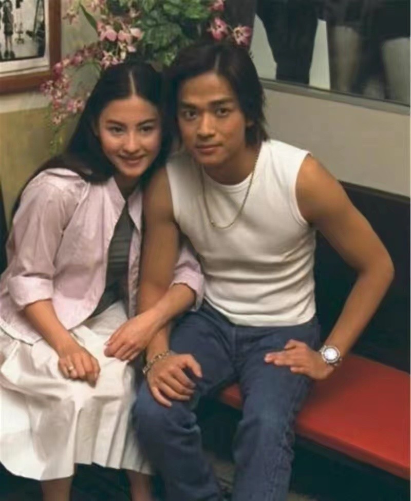 张柏芝的绯闻男友叫什么名字,小s张柏芝当年的绯闻