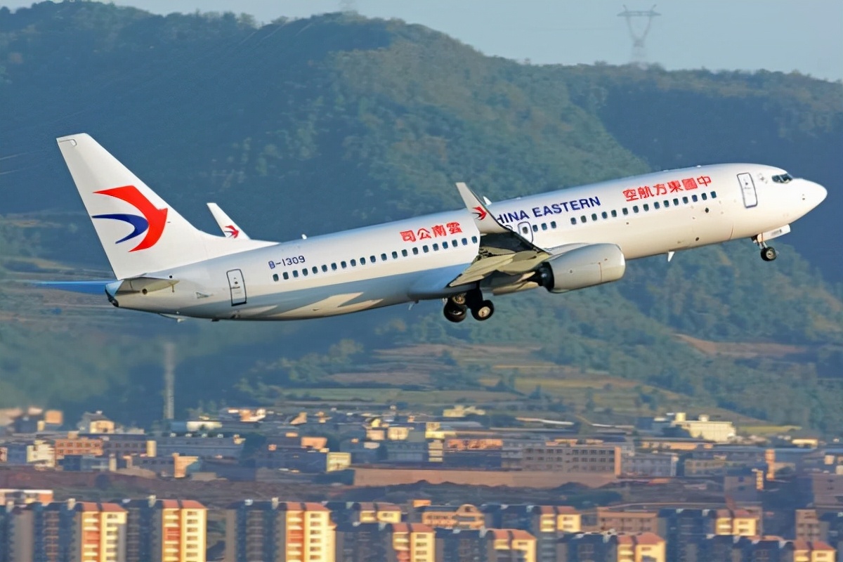 专业人士分析东航飞机失事的原因,飞机出问题都是东航的吗