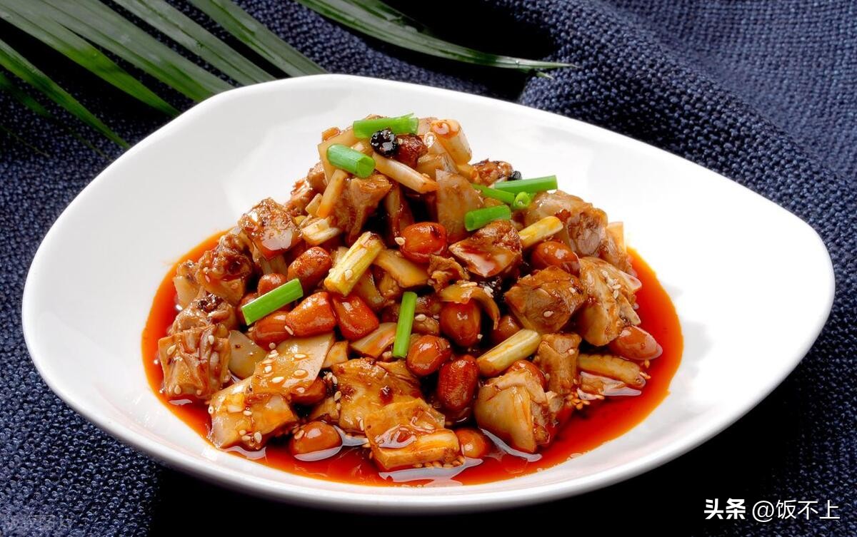 成都特色美食推荐排名前十有哪些,成都东站附近美食