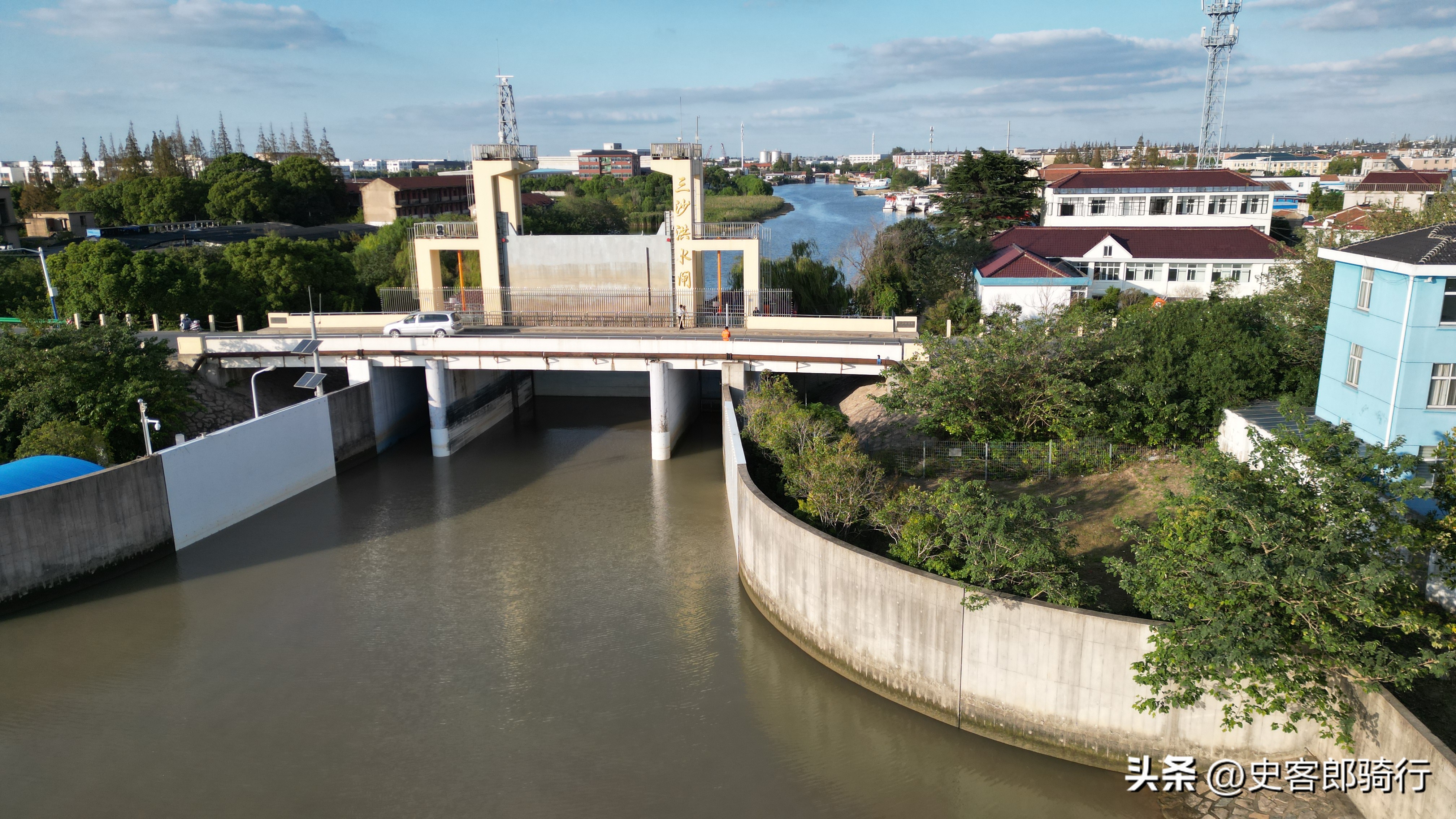 崇明骑行的视频,骑行崇明岛一圈多少公里