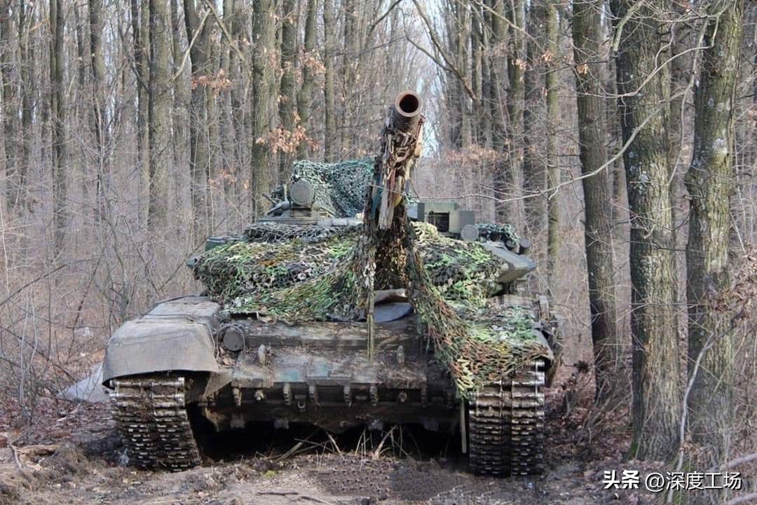 俄军部署两大杀器,俄军导弹精准打击