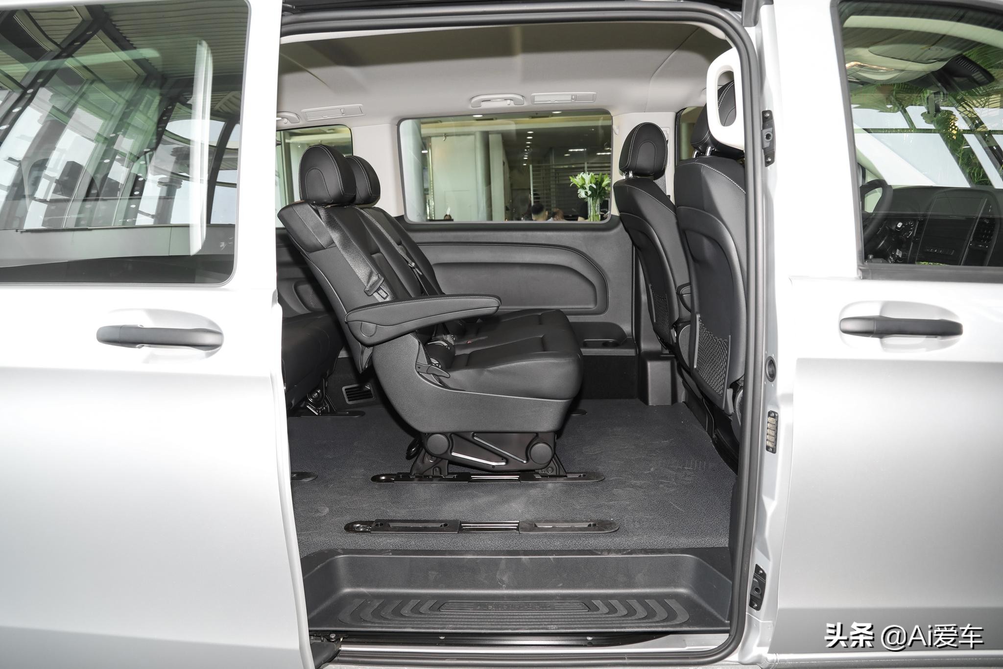 奔驰威霆全部车型图片,奔驰威霆2010款2.5手自一体精英版