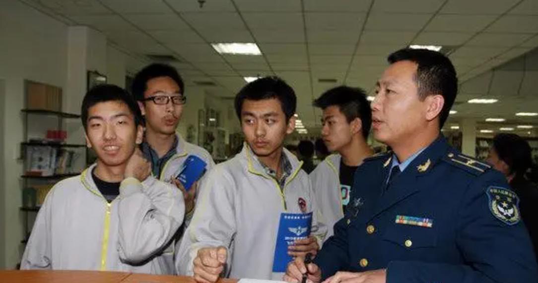 李亚诺中国断骨增高第一人,当年花16万断腿增高