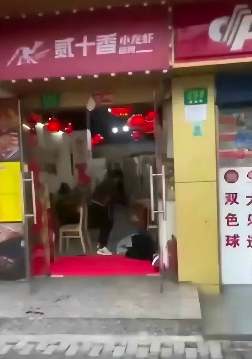 上海租客砍死女房东,上海女房东被租客砍死出殡