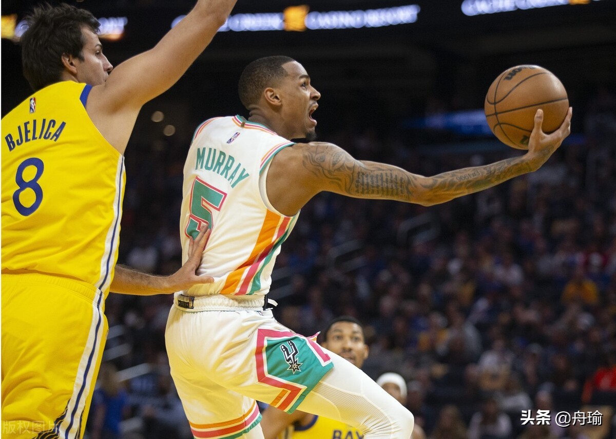 湖人遭鹈鹕逆转,湖人火箭关键时刻哈登表现