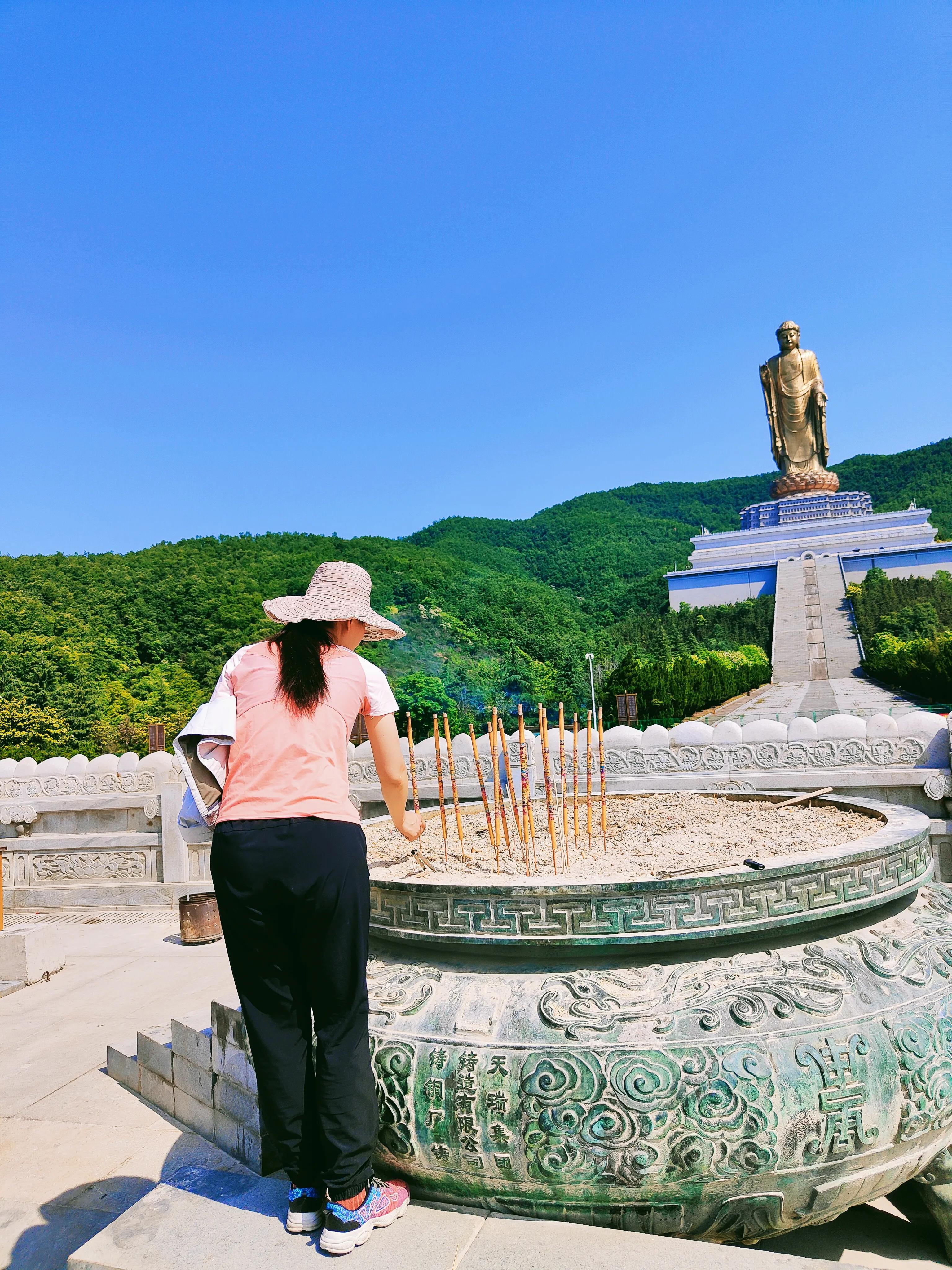 鲁山中原大佛,河南鲁山中原大佛