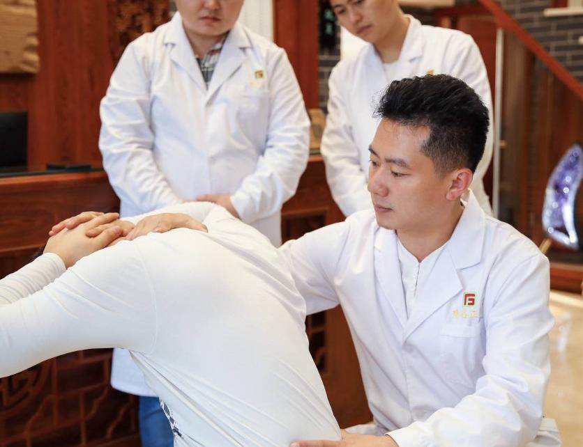 中医怎么治疗颈椎病有特效呢,中医临床诊断治疗颈椎病